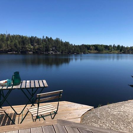 Lyseren Waterfront Cabin Omberg Esterno foto