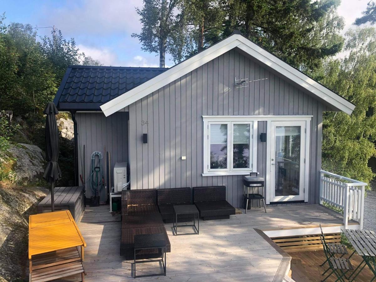 Lyseren Waterfront Cabin Omberg Esterno foto